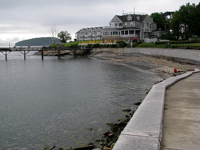 201107 081