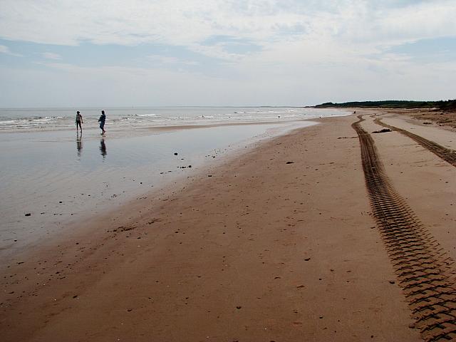201107 569