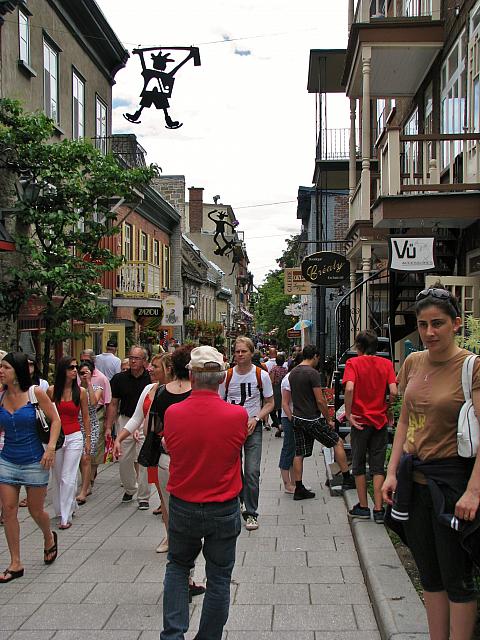201107 983