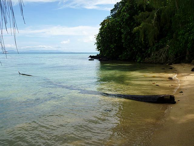 Huahine beach