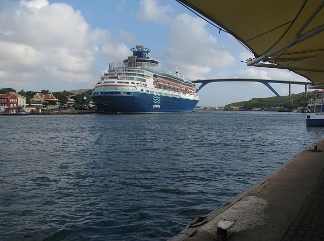 201402Carib 581