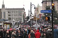 201111 042