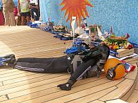 All the competitors. Yes, the scuba dude was one of the competing 'boats'
